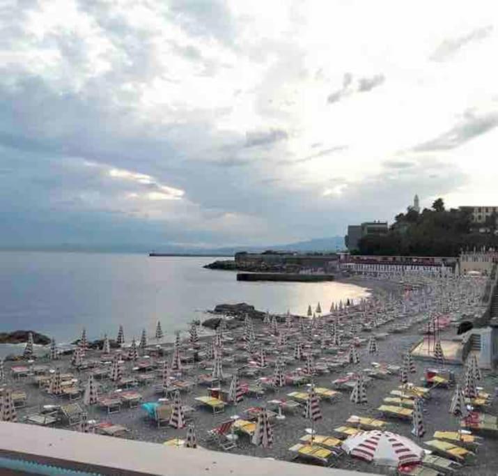 Casa Azzurra, Nel Cuore Di Genova ภายนอก รูปภาพ